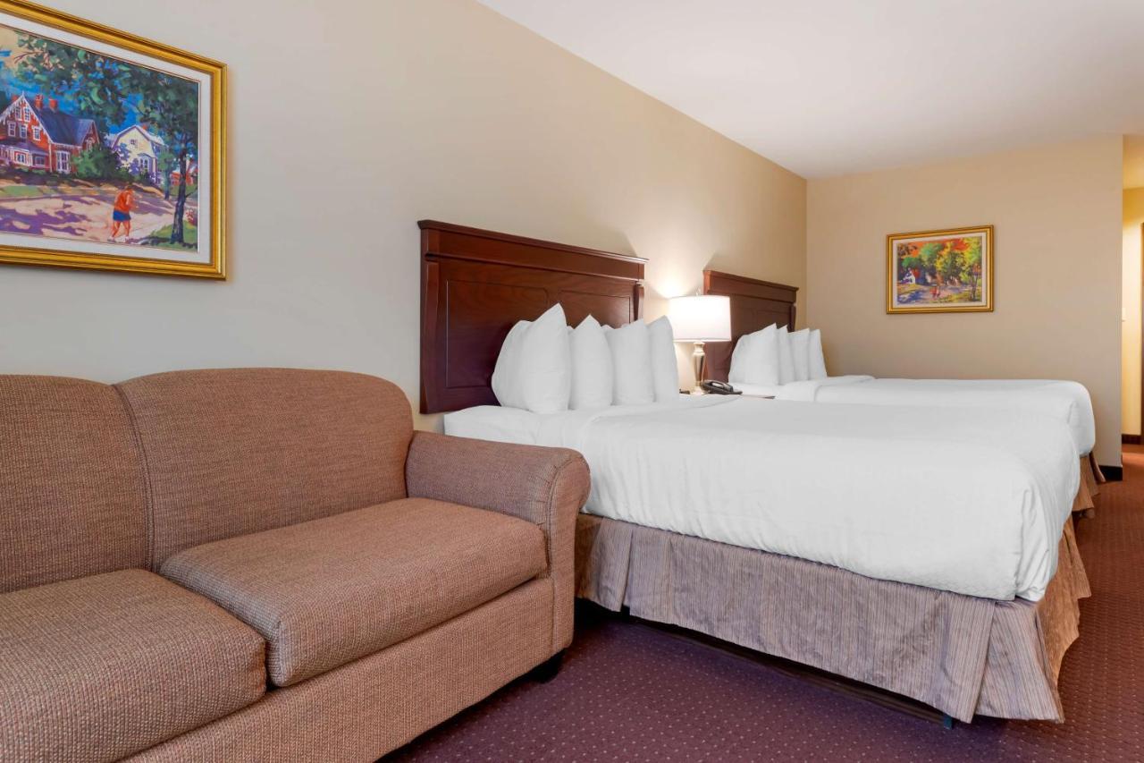 Best Western Plus Fredericton Hotel & Suites Exteriér fotografie