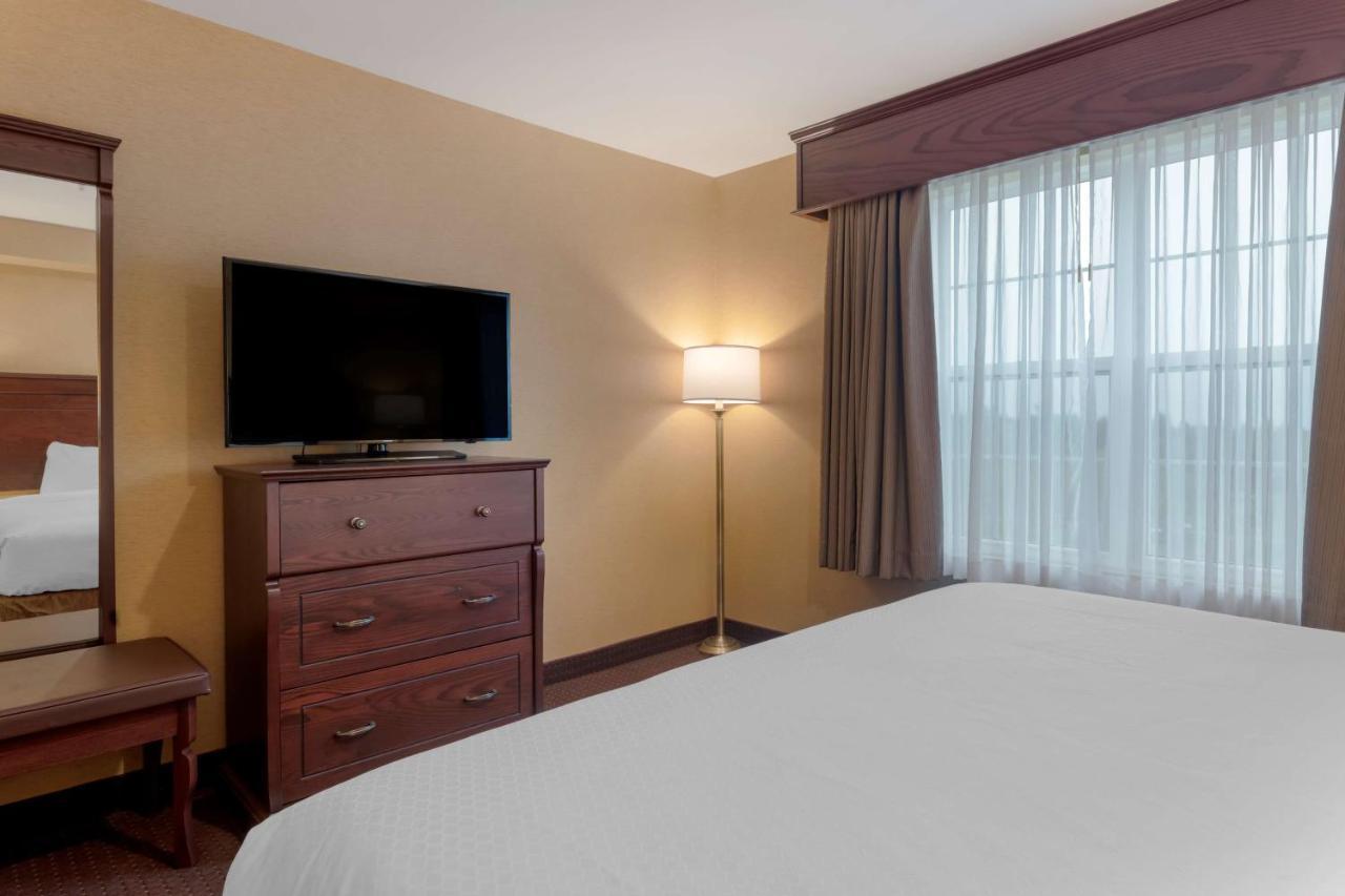 Best Western Plus Fredericton Hotel & Suites Exteriér fotografie