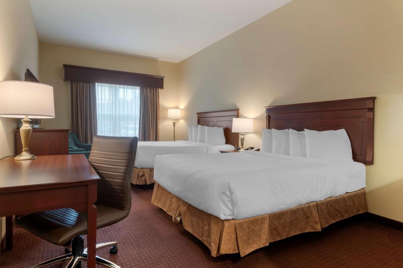Best Western Plus Fredericton Hotel & Suites Exteriér fotografie