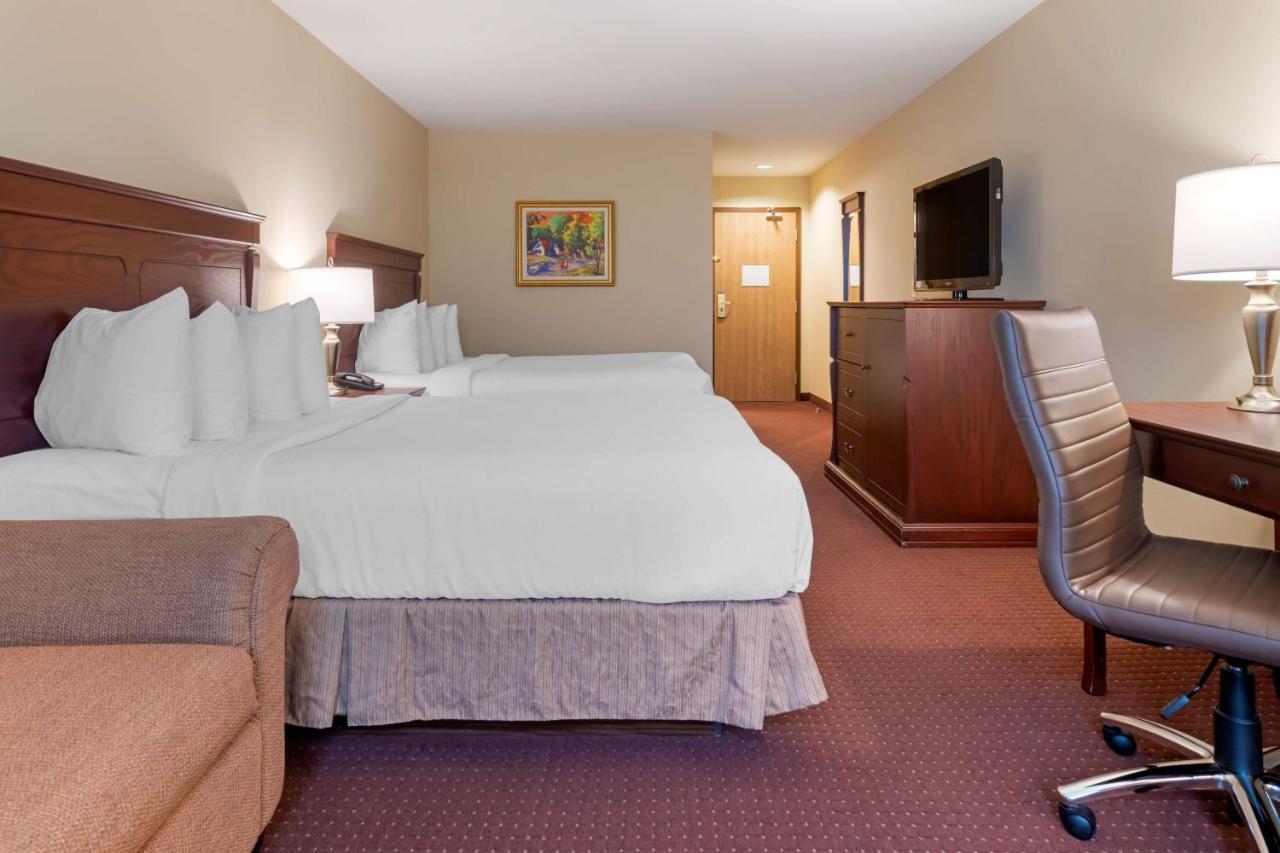 Best Western Plus Fredericton Hotel & Suites Exteriér fotografie