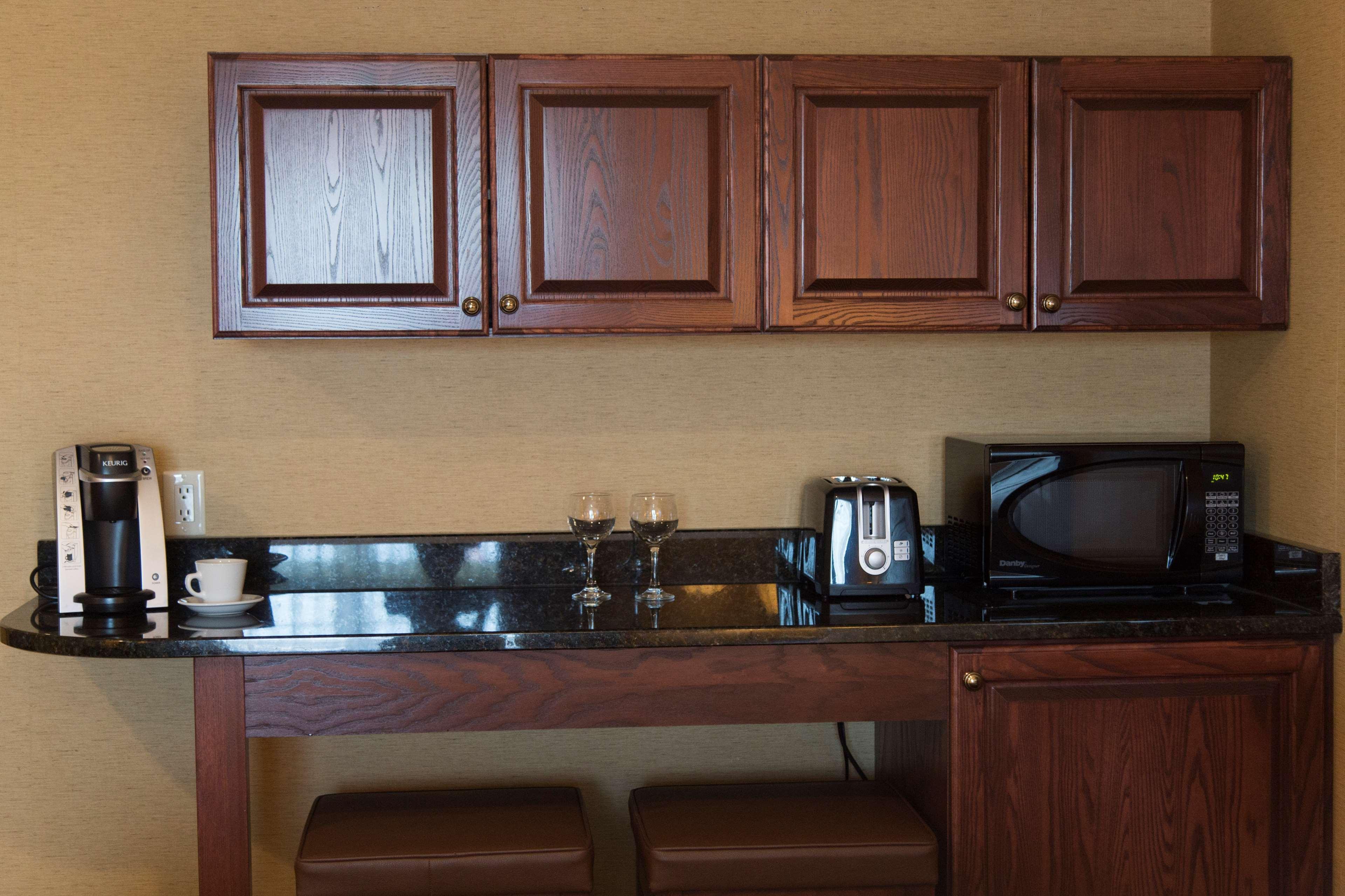 Best Western Plus Fredericton Hotel & Suites Exteriér fotografie