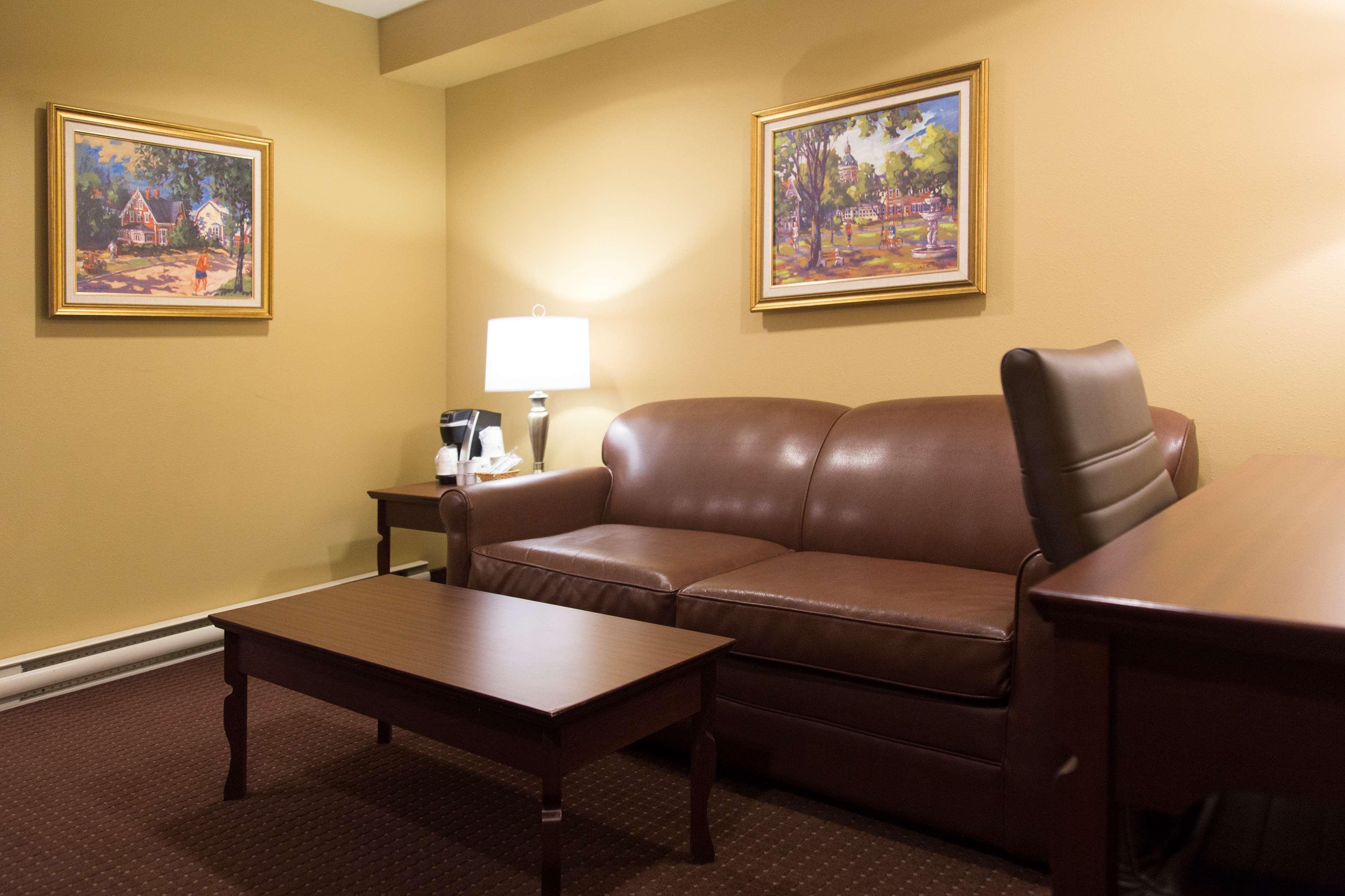 Best Western Plus Fredericton Hotel & Suites Exteriér fotografie